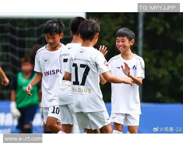 与足球明星同框的美好瞬间记录与分享的快乐时光