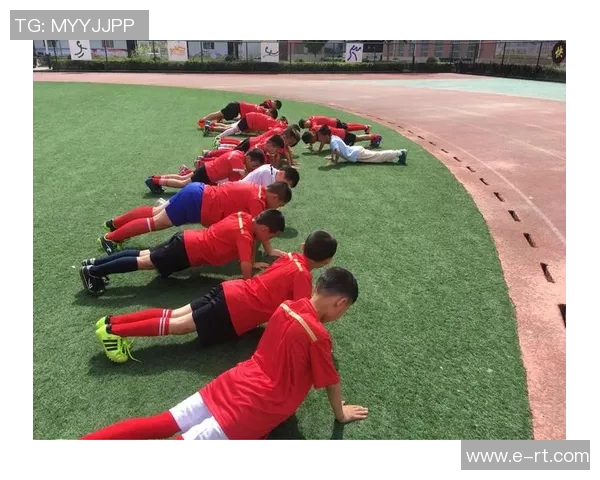 深圳足球队选拔赛逆袭之旅揭示团队精神与拼搏意志的传奇故事